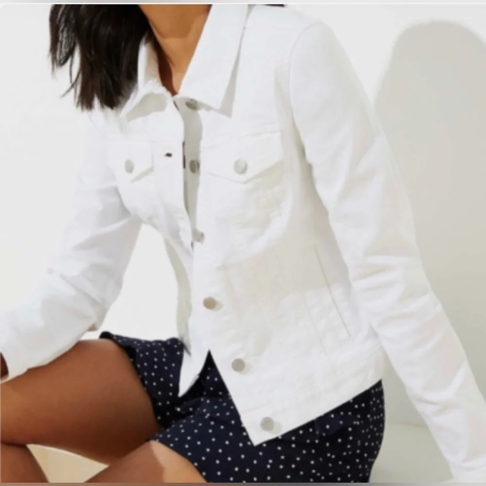 ANN TAYLOR LOFT WHITE DENIM TRUCKER JEAN JACKET SIZE S - Picture 2 of 8
